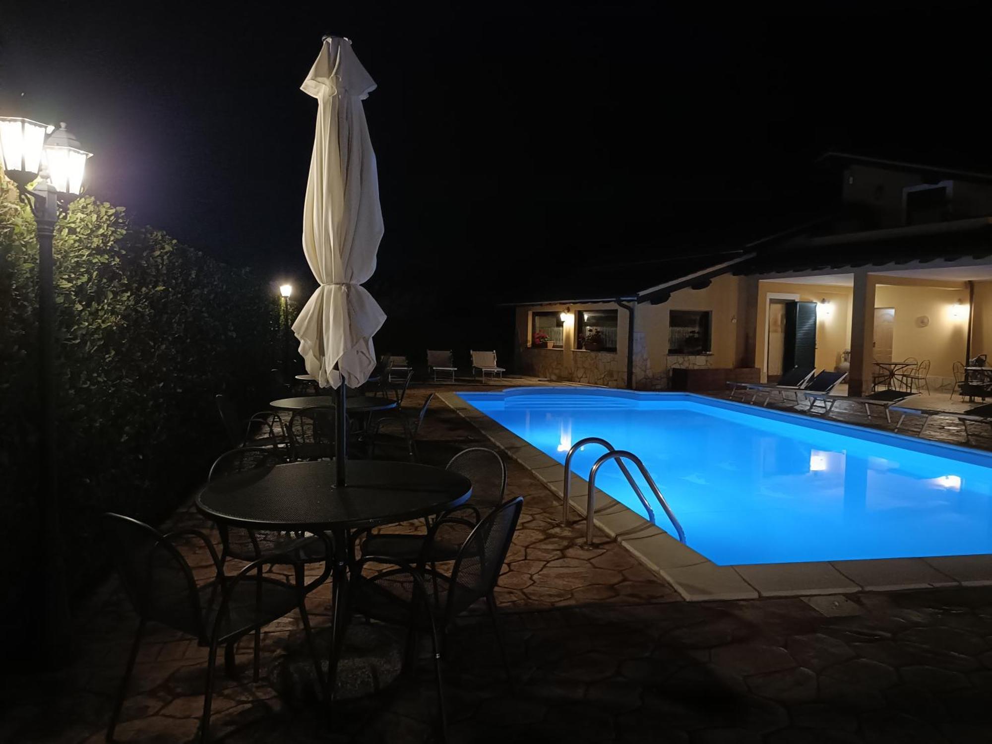 L'Infinito Bed & Breakfast Carbognano Exterior foto